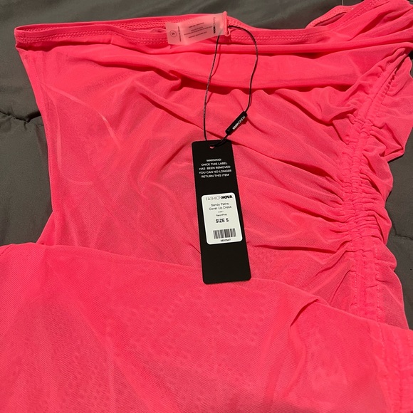 Swimsuit cover - Picture 5 of 5